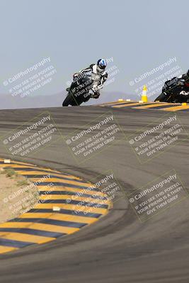 media/Sep-30-2023-SoCal Trackdays (Sat) [[636657bffb]]/Turns 9 and 10 (1010am)/